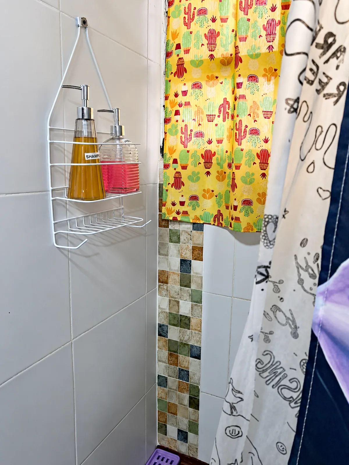 Ducha y detalles del baño de Cabaña Cactus II